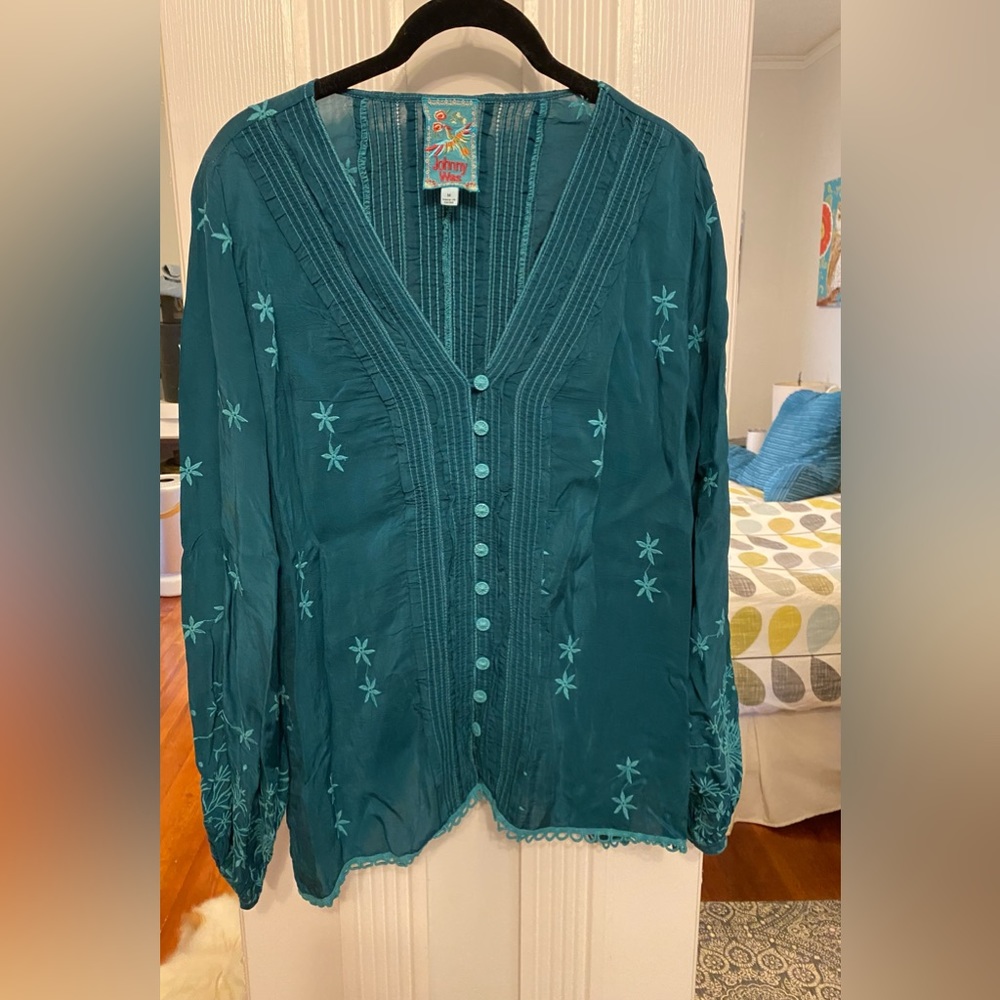 Johnny Was embroidered blouse